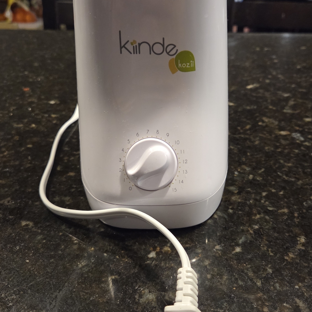 Kiinde Kozii Bottle Warmer in White
